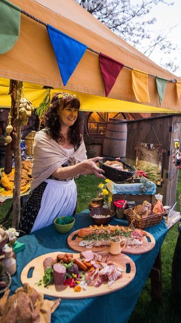 Hobbit Pantry Bilbo Baggins, Hobbit Party Ideas Games, Hobbit Garden Party, Bilbo Birthday Party, Hobbit Day Party, Hobbiton Party, Hobbit Activities, Bilbos Birthday, Bilbo Baggins Birthday Party