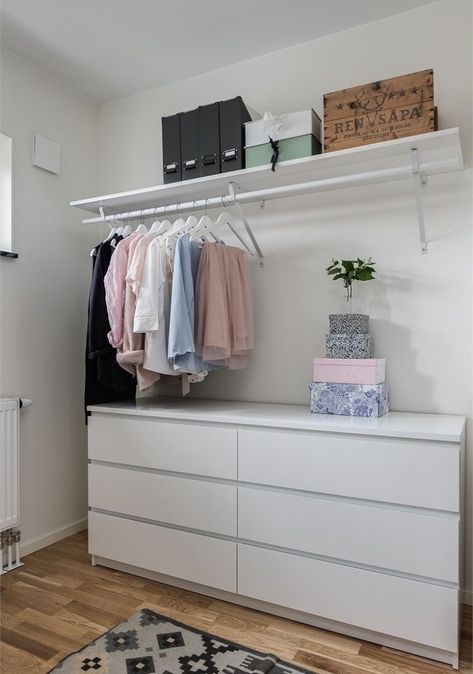 Dresser With Clothes Rack, L Shaped Bedroom Ideas, Dresser In Closet Ideas, Dressing Room Design Luxury, Dressing Room Design Small Space, Wardrobe Room, Room Design Modern, Dekorasi Kamar Tidur, Closet Remodel