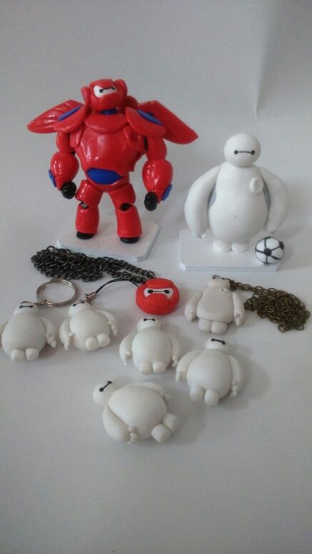 Baymax clay Baymax Clay, Clay Sculpting, Disney Charms, Action Movie, Baymax, Clay Figures, Sculpting Clay, Cute Desserts, Polymer Clay Creations