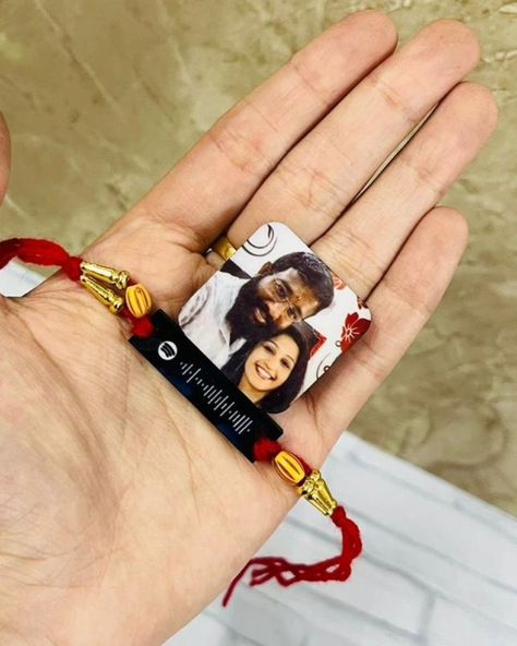 💫Spotify Rakhi design 🎶🎼 Offer 1 Buy 5 rakhi ( in 1 ship) and get roli chawal free Offer 2 Buy 10 rakhi( at 1 ship) and get 1 mdf keychain free 💫Select Song From Any 1) Mera bhai Tu meri jaan hai 2) Oh Bhaiya 3) Dhago se Bandha 4) Phulon ka Taroon ka ⭐Sublimation Printing ⭐ Size Approx 2 inch ⭐Material - MDF ⭐ Beautiful Card Packing Thread Design may vary in future due to stock availability #spotifyrakhi #rakhi #rakhshabandhan Mdf Keychain, Rakhi Design, Thread Design, Free Offer, Sublimation Printing, Songs, 10 Things, Quick Saves