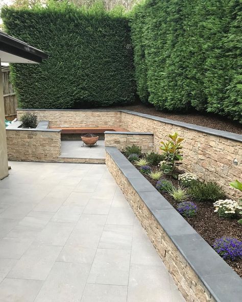 Retaining Wall Patio, Backyard Retaining Walls, Natural Stone Cladding, Garden Retaining Wall, Backyard Seating Area, Stone Wall Design, Stone Retaining Wall, Landscaping Retaining Walls, Front Garden Design