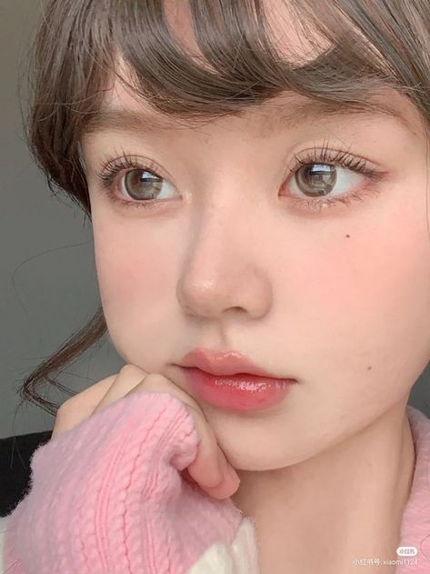 Pink Korean Makeup, 00s Makeup, Layout Makeup, Makeup Asia, Asian Face, Makeup Korean, Soft Makeup Looks, Swag Makeup, Japanese Makeup