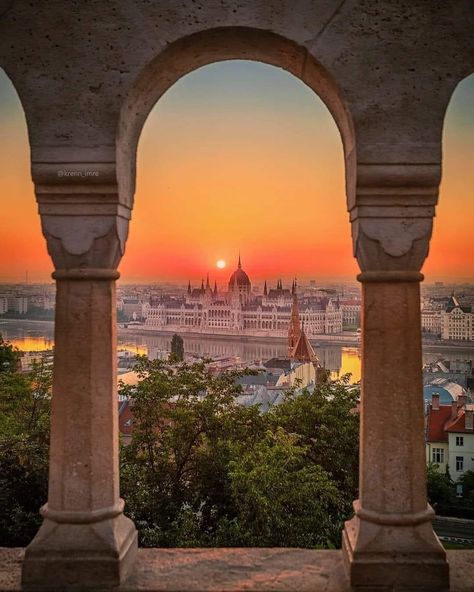 Fishermans Bastion Budapest, Fisherman’s Bastion Budapest, Fisherman Bastion Budapest, Budapest Vacation, Budapest Aesthetic, Fisherman's Bastion, Budapest Travel, Europe Aesthetic, Fantasy Places