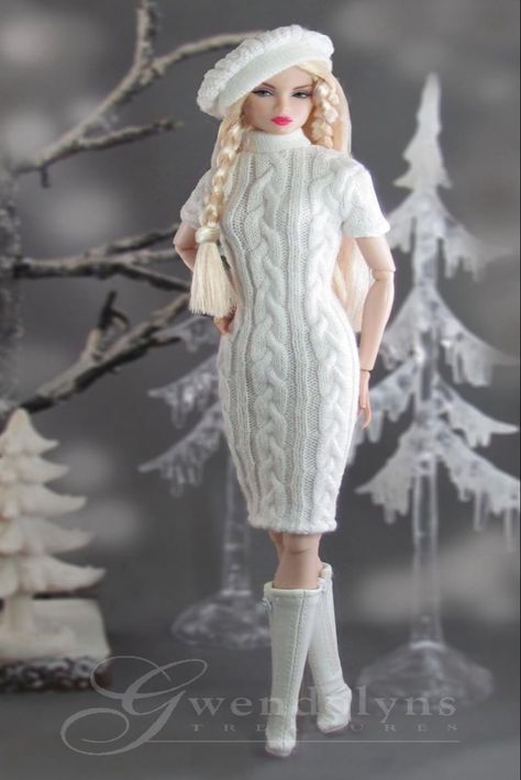 Nordic Chic, Doll Miniatures, Barbie Knitting Patterns, Sewing Barbie Clothes, Diy Barbie Clothes, Barbie Fashionista Dolls, Knit Beret, Crochet Barbie Clothes, Christmas Barbie