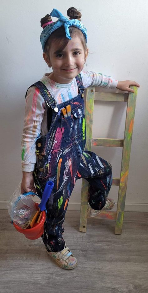 Occupation Costumes, Painter Halloween Costume, Artist Costume For Kids, Diy Artist Costume, Fashion Designer Costume For Kids Career Day, Painter Costume Diy, Painter Costume, Kids Artist Costume Diy, Art Teacher Costume For Kids