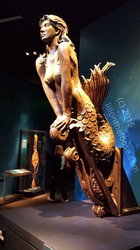 Mermaid Ships Figurehead, Wood Carving Mythic Creatures, Ship Figurehead, Mermaid Figures, Mermaid Sculpture, Navi A Vela, Mermaid Statues, Old Sailing Ships, Nature Science, Nature Museum