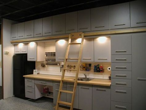 Dream: Ikea Kitchen in the Garage, Why Not? Workshop Drawers, Slat Wall Storage, Garage Organization Shelves, Custom Garage Cabinets, Garage Closet, Workshop Cabinets, Casa Garage, Plan Garage, Wall Storage Cabinets