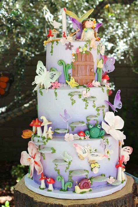 Fairy Tale Birthday Party Ideas | Photo 35 of 43 Fairy Garden Cake, Fairy Birthday Cake, Princess Birthday Party Decorations, Fairy Garden Party, Garden Cakes, Fairy Cake, Garden Party Birthday, Fairy Cakes, Fairy Birthday Party