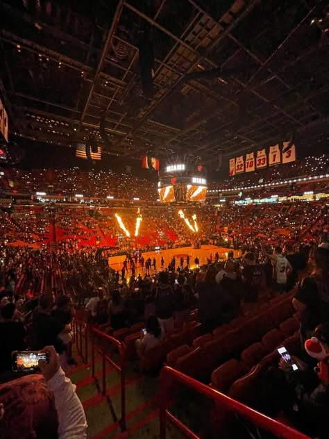 #miami #miamiheat #heatgame #florida #miami #beach #fire #people #basketball Miami Heat Aesthetic, 2024 Aspirations, Vision Board Night, Miami Girls Trip, Fire People, Miami Heat Game, Mr 305, Florida Miami Beach, Miami Basketball