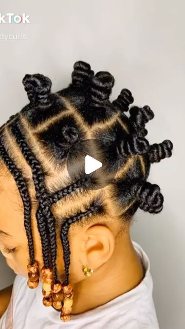 Hello Hair Children’s Book on Instagram: "Bantu Knot Queen! 👑 @zendycurls ❤️😍 • Like, Share & Save for later 🤗 • #naturalhair #naturalhairstyles #hairtutorial #bantuknots #yourcrownisbeautiful #crownlove #curlyhair #afro #texturedhair #HelloHairBook #selflove" Toddler Bantu Knot Styles, Protective Toddler Hairstyles, Bantu Knots For Kids, Kids Bantu Knots, Bantu Knots Hairstyles Kids, Afro Hairstyles For Kids, Bantu Knots Hairstyles, Bantu Knot Styles, Children Hairstyles