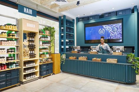 Body Shop Store, Dispensary Design, Anita Roddick, External Cladding, Aluminum Bottle, Store Fixtures, Oxford Street, Charity Shop, Store Displays