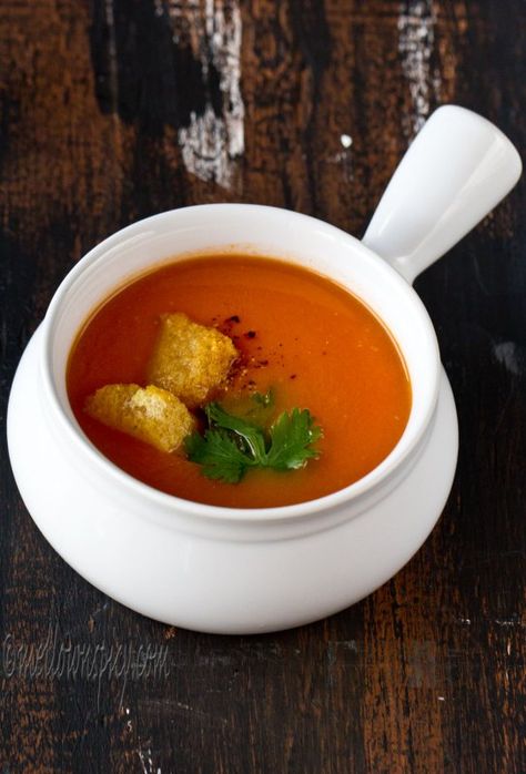 Tomato Soup Recipe Indian, Vegetarian Tomato Soup, Indian Tomato Soup, Soup Indian, Best Spaghetti Squash Recipes, Best Tomato Soup, Asian Soup Recipes, Chicken Dumpling Soup, Tom Yum Soup