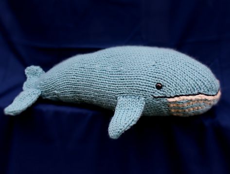 ‘There She Blows!’ Knit a Blue Whale, Get the Pattern! | KnitHacker Knitted Whale Pattern Free, Knitted Whale, Yarn Toys, Whale Pattern, Crocheted Toys, Baby Scarf, Baby Knits, Big Animals, Christmas Knitting Patterns