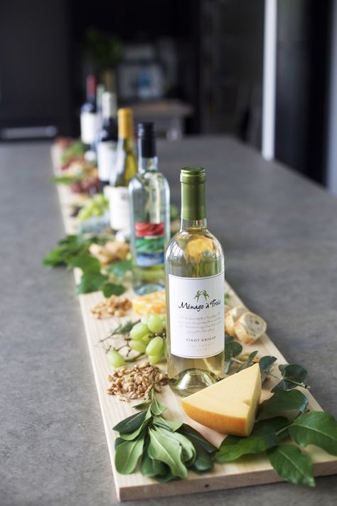 Make it Pretty Monday - Week 272 - The Dedicated House Cheese Platter Presentation, Wedding Food Display, Buffet Party, Wine And Cheese Party, Wine Tasting Events, Wine Event, Wine Tasting Party, Cheese Party, Wine And Cheese