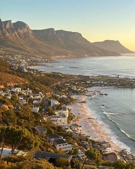 my favorite views in/around cape town 🤍: • sunsets from the rock • the walk to clifton • table mountain • kogel bay • pringle bay •… | Instagram Cape Point Vineyards, Clifton Beach, Digital Nomad Life, Table Mountain, Cape Town South Africa, The Walk, Southern Africa, Watch It, Wanderlust Travel