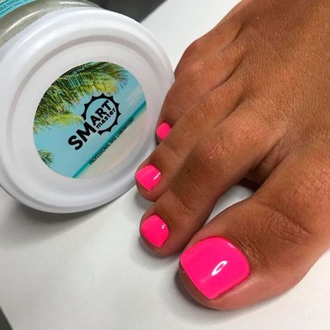 Toe Nail Colors That Are Unique to Replicate - Nail Designs Journal Carribean Vacation Pedicure, Salon Gel Nail Colors, Bright Summer Pedicure Toenails, March Toe Nail Colors Pedicures, Shellac Pedicure Toenails Summer, Trending Toenail Colors 2023, Summer Gel Pedicure Colors, Pretty Toe Nails For Summer Simple, Pedicure For The Beach