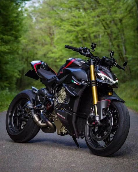 Ducati Bike Wallpaper, Gost Rider, Ducati Bike, Ducati Streetfighter V4, Bike Wallpaper, Street Fighter Motorcycle, Ducati Panigale V4, Ducati Streetfighter, Panigale V4