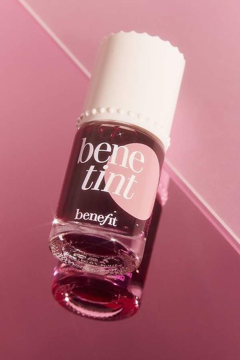 Benefit Cosmetics Benetint Cheek & Lip Stain Calendula Benefits, Lemon Benefits, Cheek Stain, Gloss Labial, Benefits Of Coconut Oil, Insect Bites, Benefit Cosmetics, Lip Stain, Lip Tint