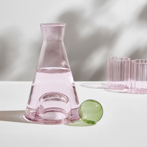 Glass Water Carafe, Water Carafe, Phone Items, Be Gentle With Yourself, Kitchen Stuff, Wine Decanter, Interactive Design, Drinking Water, Green Glass