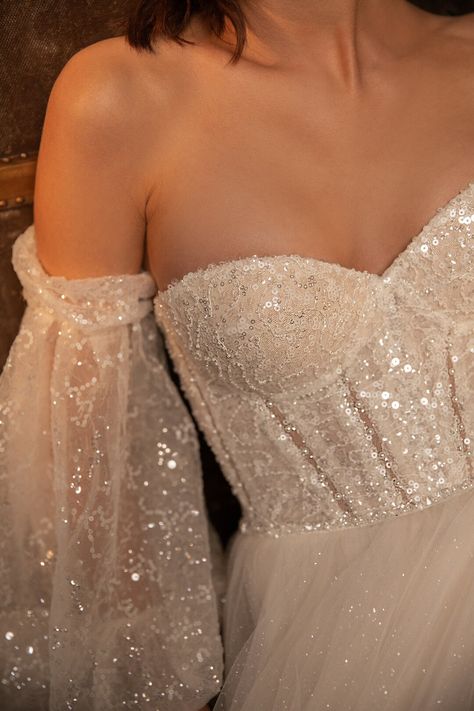 Wedding Dress Glitter, Wedding Dress Bodice, Long Beach Wedding Dresses, Glitter Wedding Dress, Dress Glitter, Wedding Dress Champagne, Ivory Bridal, Beach Modern, Light Ivory