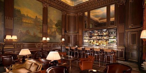 Bar 228 at Le Meurice Hotel in Paris, France Saint James Paris, Where To Eat In Paris, Downstairs Bar, Hotel Bars, Bar Paris, Eat In Paris, Turquoise Room, Best Restaurants In Paris, Grand Canyon Railway