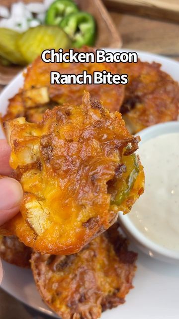 Chicken Shredded, Cheddar Chicken, Diet Snacks, Chicken Bacon Ranch, Keto Cooking, Bacon Ranch, Bariatric Recipes, Keto Recipes Dinner, Bacon Bits