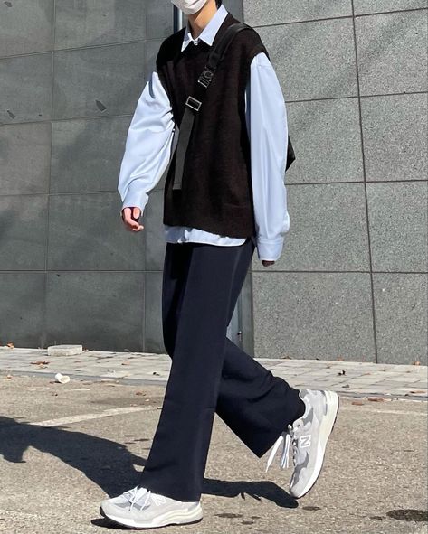 @ __maybenotyet__ Boy Korean Outfit, Korean Boys Outfit, Korean Boy Outfit, 대학생 스타일, Men's Style Inspiration, Korean Style Boy, Korean Street Fashion Men, Kpop Fashion Men, Women Right