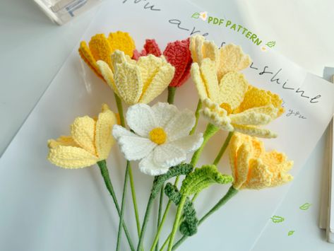 Flowers Crochet Pattern, Written English, Flower Bouquet Pattern, Etsy Patterns, Cosmos Bipinnatus, Crochet Flower Pattern, Crochet Flower Bouquet, Handmade Bouquets, Crochet Flowers Free Pattern