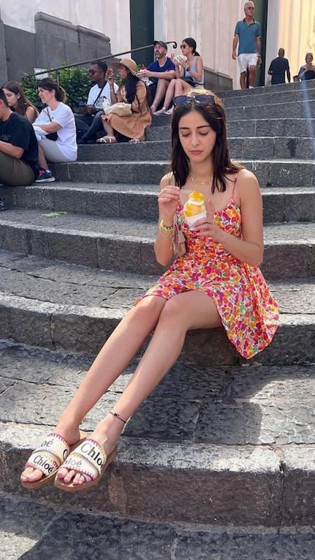 Ananya Pandey, Ananya Panday, Celebrity Casual Outfits, Dressing Sense, Bollywood Outfits, Vacay Outfits, Casual Day Outfits, Quick Outfits, Make Friends