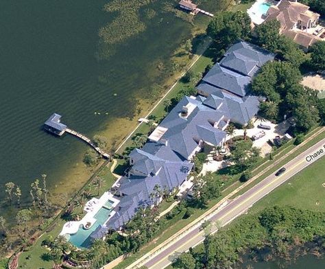 sHAQ'S mANSION | Shaq-O'Neal-Mansion- Bird-eye-view Shaq O Neal, Windermere Florida, Venus And Serena Williams, Famous Houses, Mega Mansions, Mansions Luxury, Shaquille O'neal, Beautiful Dream, Private Island