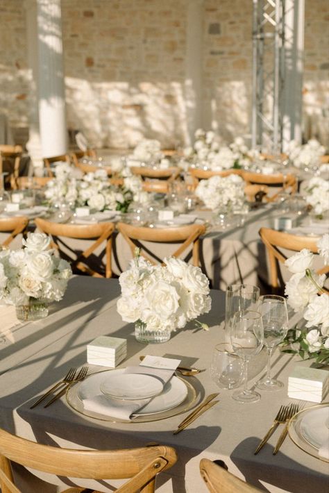 Paros Wedding, Greece Paros, Neutral Wedding Decor, Wedding Flowers Roses, Wedding Color Pallet, Wedding In Greece, Paros Island, Menu Wedding, Small Centerpieces