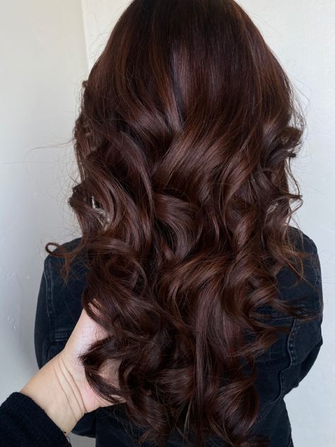 Color correction from Dark Brown to Medium Mocha Brown チョコレートブラウン ヘアカラー, Hair Color Mahogany, Rambut Brunette, Dark Brunette Hair, Chocolate Brown Hair Color, Brown Hair Looks, Brown Hair Inspo, Christmas Hairstyles, Fall Hair Color For Brunettes