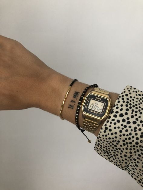 Casio Watch Aesthetic, Casio Watch Women, Casio Vintage Watch, Brand Watches Women, Nose Ring Jewelry, Golden Watch, Casio Vintage, Fossil Watches Women, Classy Watch