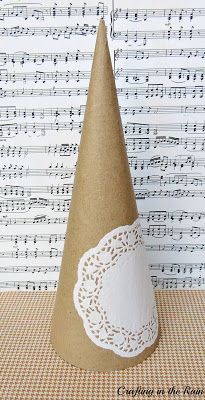 Diy Crafts Home Decor, Diy Crafts Home, Christmas Cones, Cone Trees, Birthday Treat, Cone Christmas Trees, Paper Cones, Cones Crafts, Paper Tree