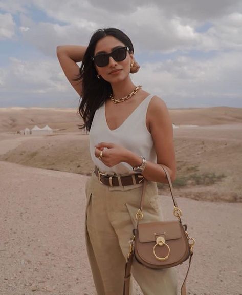 cocobeautea Chloe Bag Outfit, Chloe Tess Bag, Chloe Tess, Boho Store, Bag Outfit, Effortless Outfit, Style Crush, Chloe Bag, In The Desert