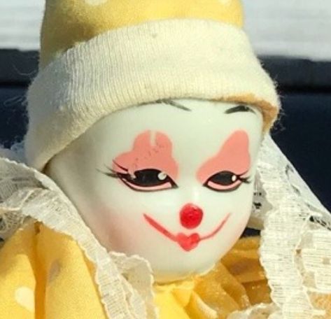 ʚ♡ɞ pinterest: horrorbaby Clown Pfp, Clown Aesthetic, Clown Doll, Red Nose, Tumblr, Yellow, Red, White