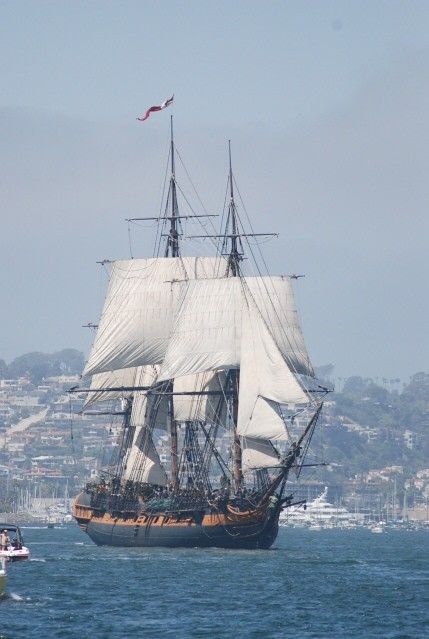 Side Profile Art, Jack Aubrey, Hms Surprise, Blender Render, Master And Commander, Fleet Week, Sea Pictures, Pirate Ships, Profile Art