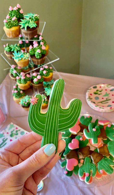 These cactuses tasted just as good as they looked! Cactus Sugar Cookies, Pretty Cactus, Creative Party Ideas, Themed Birthday Party, Girl Party, Party Planner, Design Branding, Custom Creations, Sugar Cookies