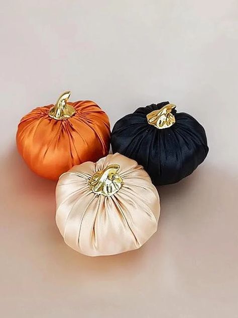 Black Gold Halloween Fall Centerpiece Black and Gold Pumpkin Decor Halloween Mantel Black Wedding Burnt Orange Decor Decorative Pumpkins Set - Etsy Ukraine Modern Mantle Decor, Burnt Orange Decor, Boho Fall Decor, Black Centerpieces, Pumpkin Table Decorations, Decorative Pumpkins, Fall Mantle Decor, Rustic Wedding Table Decor, Pumpkin Arrangements