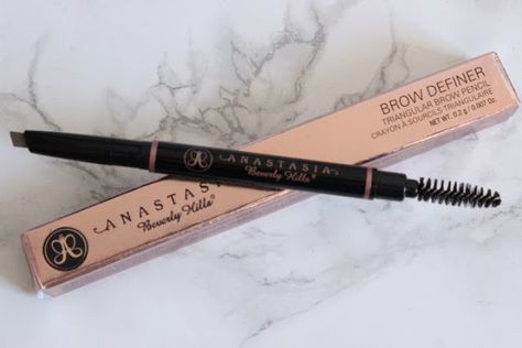 Anastasia Beverly Hills Brow Definer Anastasia Brow Definer, Anastasia Brow Wiz, Maybelline Colossal, Brow Studio, Makeup Pictorial, Anastasia Beverly Hills Brow, Dark Eyeshadow, Makeup Advice, Anastasia Brow