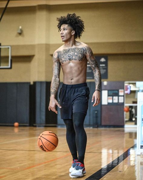 Mikey Williams Tattoo, Williams Basketball, Basketball Tattoos, Mikey Williams, Half Sleeve Tattoos For Guys, Chest Piece Tattoos, Red Ink Tattoos, Chest Tattoo Men, Cute Black Guys