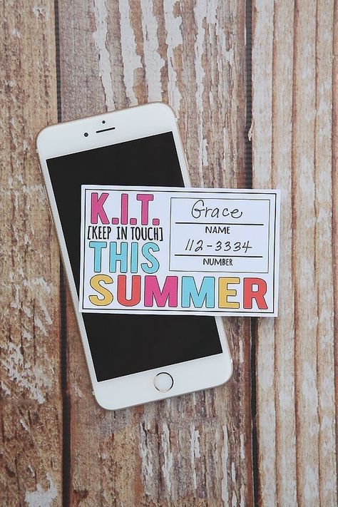 Keep In Touch Cards - free printable! Keep In Touch Cards, Free Printable Cards, End Of School Year, Diy Spring, School Party, End Of School, Summertime Fun, Summer Diy, Last Day Of School