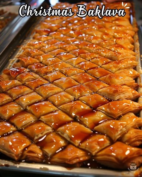 Easy Family Recipes Christmas Baklava, Holiday Dessert Ideas, Easy Baklava, Baklava Recipe Easy, Chicken And Spinach Casserole, Traditional Holiday Desserts, Easy Holiday Dessert, Traditional Holiday Recipes, Festive Baking