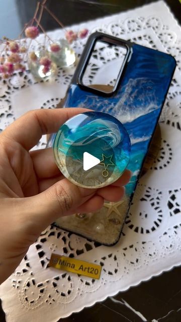 RESIN ART ⭐ Art sharing page on Instagram: "Artist @mina_art20 💙 Do you want to show your art on our page @resinart_daily? DM us for promotion ✨ 
.
.
.
.
.
#resinart #resinartist #resinartwork #resincrafts #resinhaker #resinobsession #resinpour #resinwork #resin #epoxyresin #artresin #epoxyart #epoxyresinart #epoxy #resinseascape #seascapes #resintutorial #моресмолой #oceanpainting #resinpainting #resinpopsocket #popsocket #resinoceanart #resinwaves #oceanart #scene4art" Resin Popsocket, Resin Pour, Epoxy Resin Art, Resin Artwork, Resin Tutorial, Resin Painting, Ocean Painting, Ocean Art, Resin Crafts