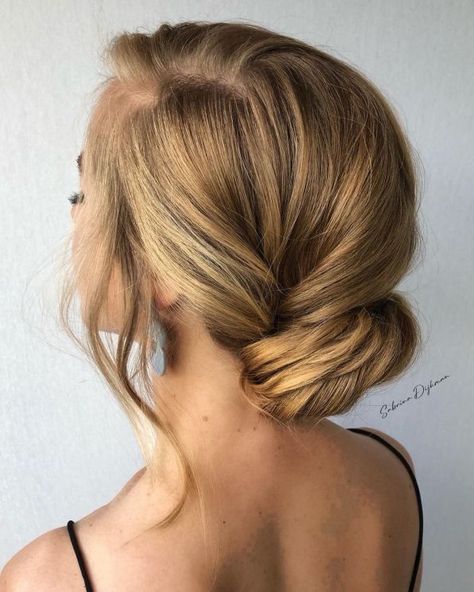 Low Bun for Side-Parted Hair Parted Hair, Bridesmaid Hair Inspo, Side Bun Hairstyles, Side Updo, Wedding Bun, Wedding Hairstyles For Medium Hair, Side Bun, High Ponytail Hairstyles, Wedding Bun Hairstyles