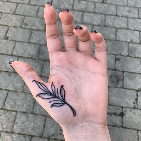 Here’s a lil free hand thumb slammer from yesterday’s Plant Flash event @southcitymarket 💚🌿 #tattoo #palmtattoo #palmtattoos #leaf… Leaf Tattoo Ideas, Hand Palm Tattoos, Love Finger Tattoo, Unique Hand Tattoos, Thumb Tattoos, Ma Tattoo, Leaf Tattoo, Hand And Finger Tattoos, Palm Tattoos