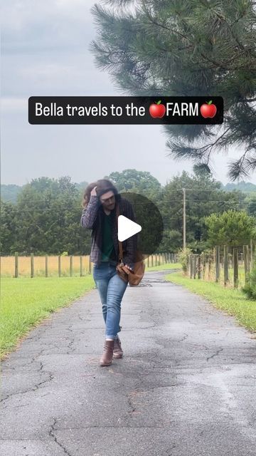 Justin Fuko on Instagram: "I’m back on my obsession with Twilight so I invited Bella Swan to the farm 🙏🏼 #twilight 

#bellaswan #twilight #twilightsaga #teamedward #parody #cringe #comedy #twilightedits" Bella From Twilight, Bella Swan Outfit, Bella Swan Aesthetic, Bella Twilight, My Obsession, Bella Swan, Twilight Saga, The Farm, Tea