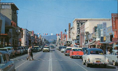 https://flic.kr/p/U4BMf8 | Santa Monica, California La Beach, Usa Street, Beach Cities, Ca History, Well Pictures, Vintage Los Angeles, Santa Monica California, Picture Postcards, Cincinnati Ohio