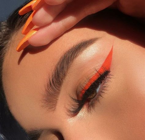 Summer Makeup Trends, Eyeliner Tips, Beauty Make-up, Makeup Eye Looks, Kiss Makeup, Makeup Goals, Her Eyes, Summer Makeup, Pretty Makeup