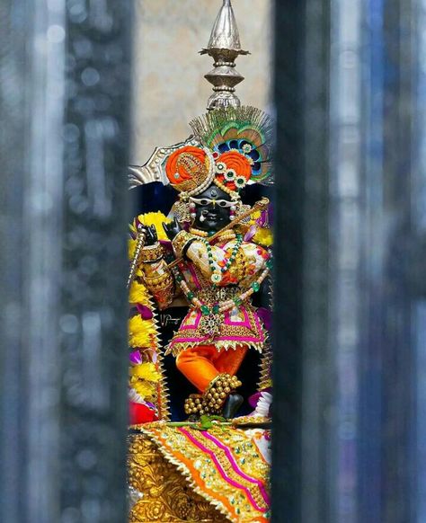 Shree Nathji Wallpaper Hd, Vrindavan Photography Pictures, Radha Raman, Rajasthani Art, Krishna Flute, Little Krishna, Lord Krishna Hd Wallpaper, Baby Krishna, Lord Krishna Wallpapers